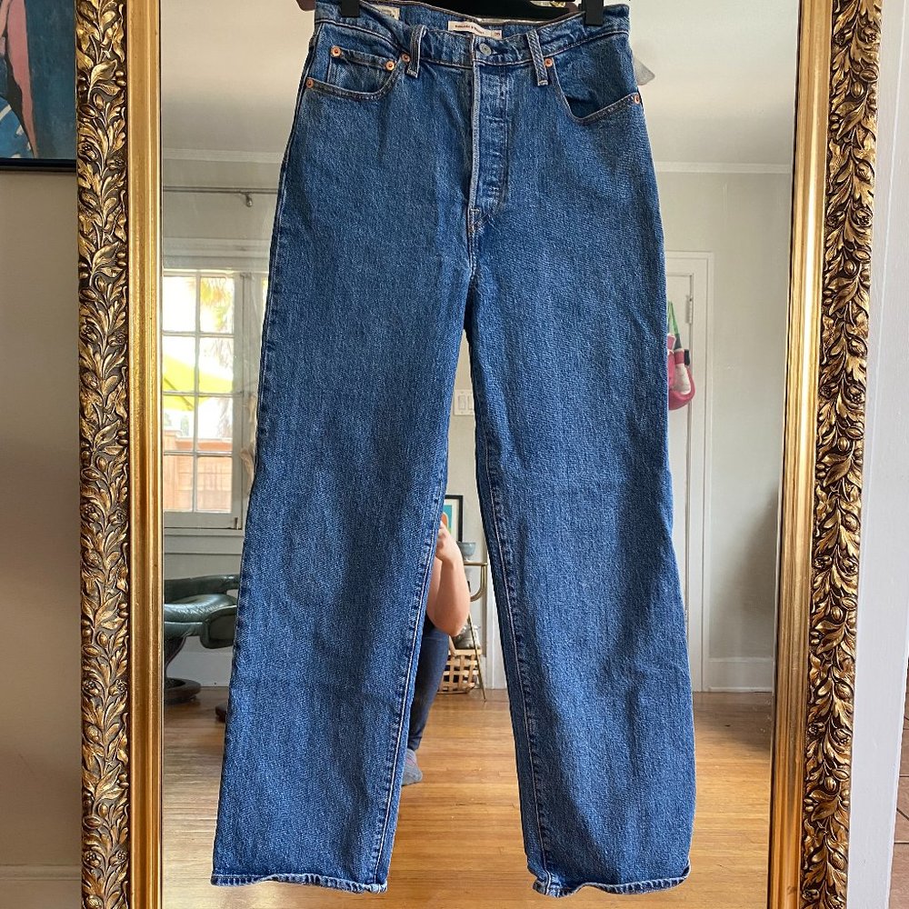 Levi's Ribcage Straight Ankle Jeans